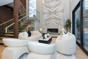 030-1526 Garnet Avenue_2-IMG_5606
